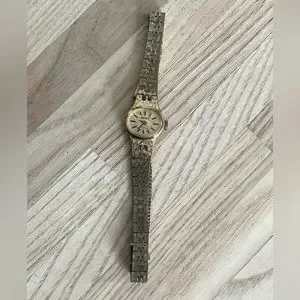 Seiko | Accessories | Seiko Ladies Watch Vintage Gold Tone  display picture 3
